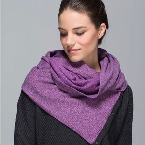NWOT Lululemon Vinyasa Scarf Rulu- ultra violet